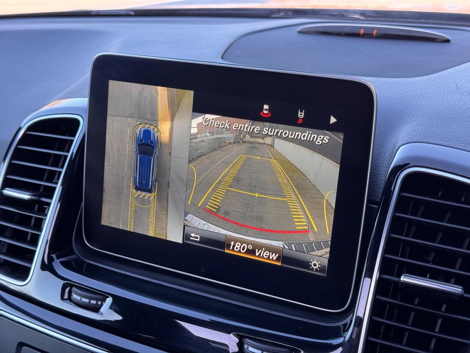 Used Mercedes-Benz GLE 2018 for sale - 76991366: Photo 41