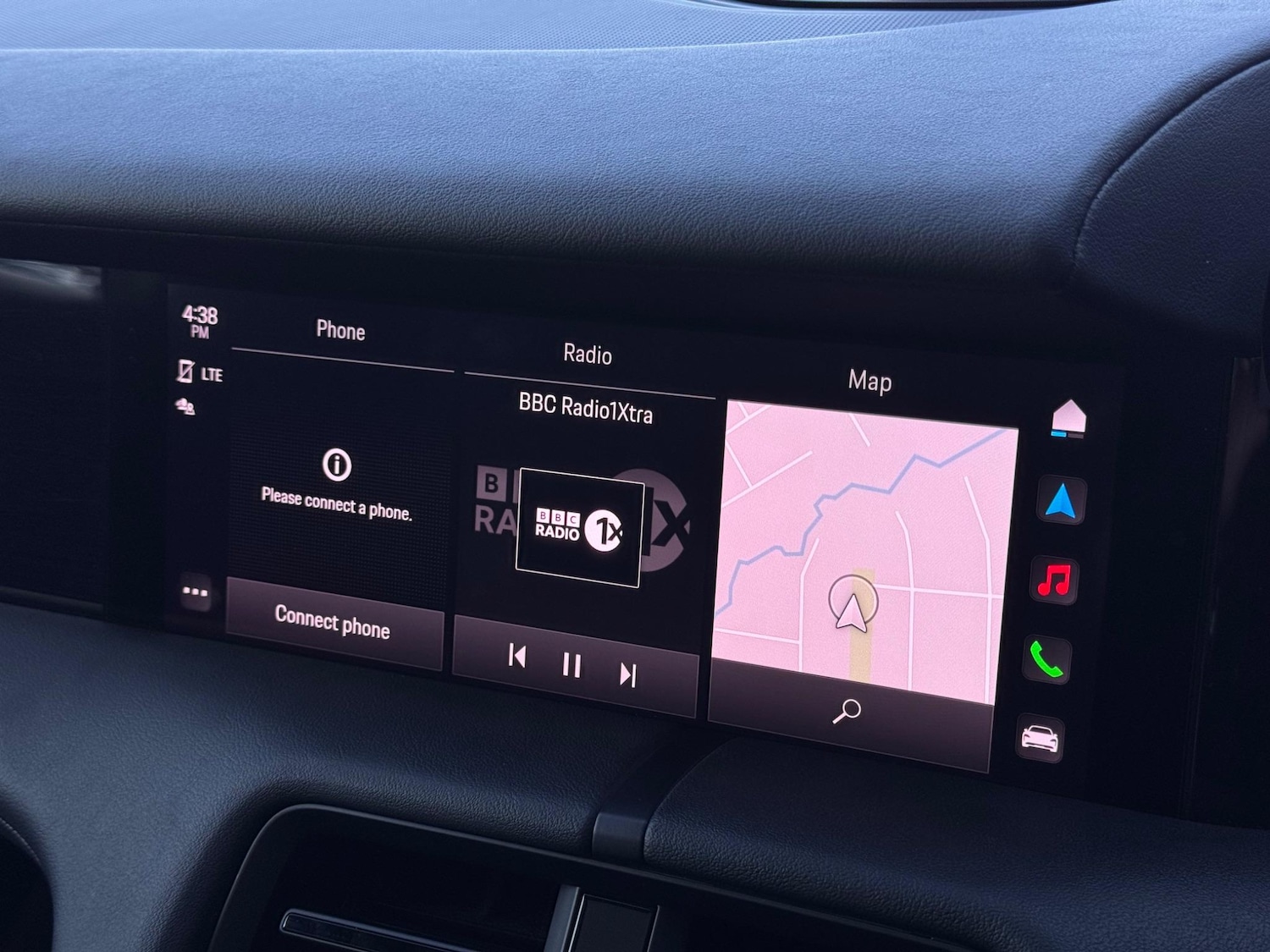 Used Porsche Taycan 2020 for sale - 76561255: Photo 26