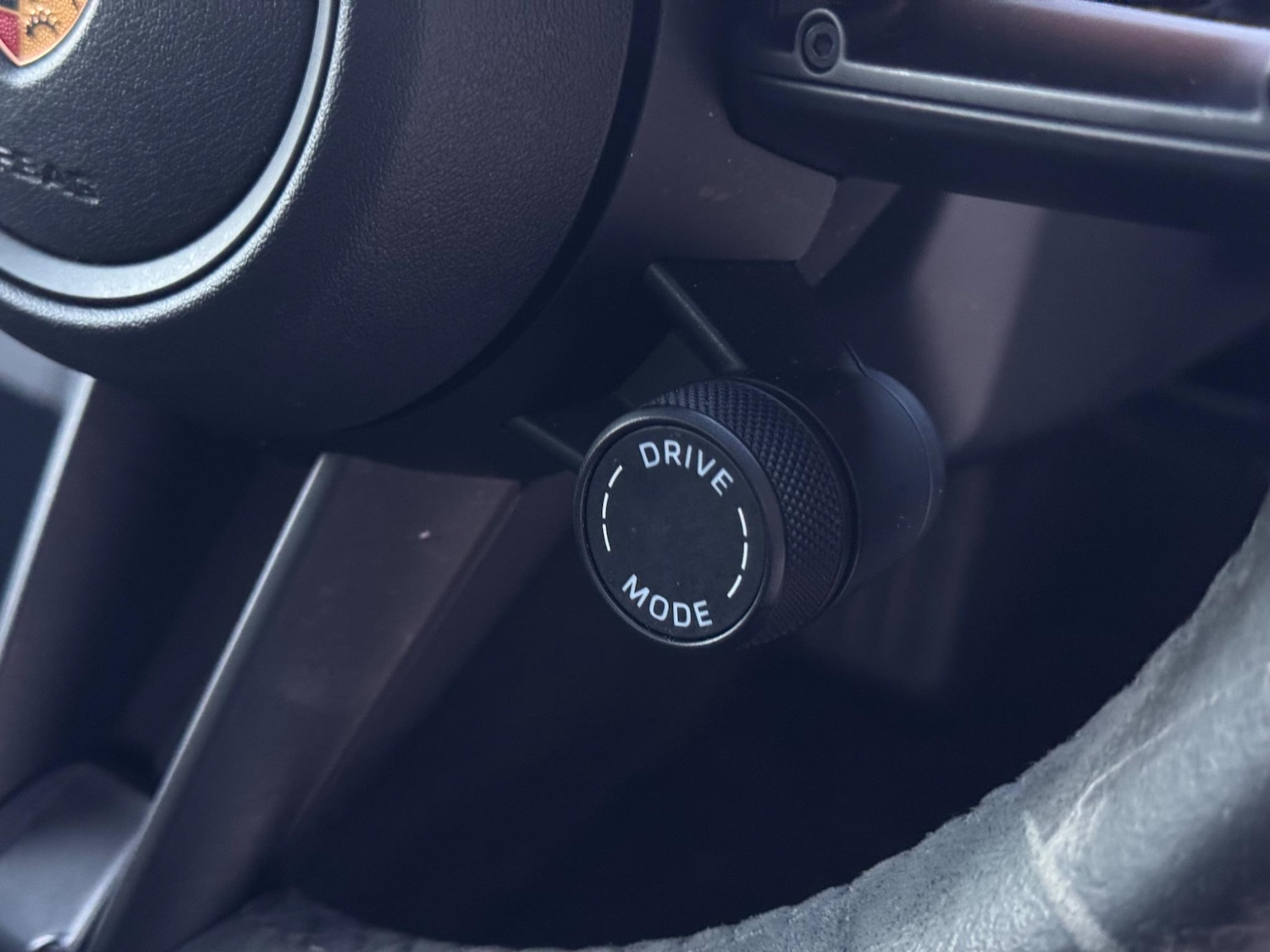 Used Porsche Taycan 2020 for sale - 76561255: Photo 36