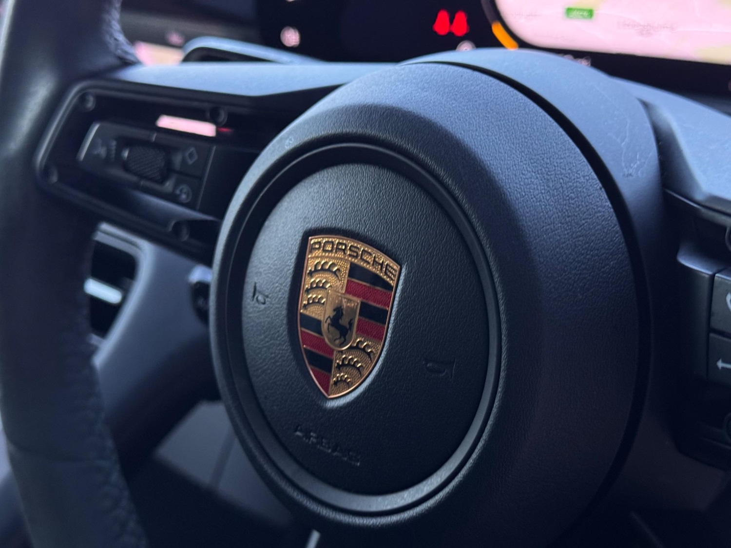 Used Porsche Taycan 2020 for sale - 76561255: Photo 37