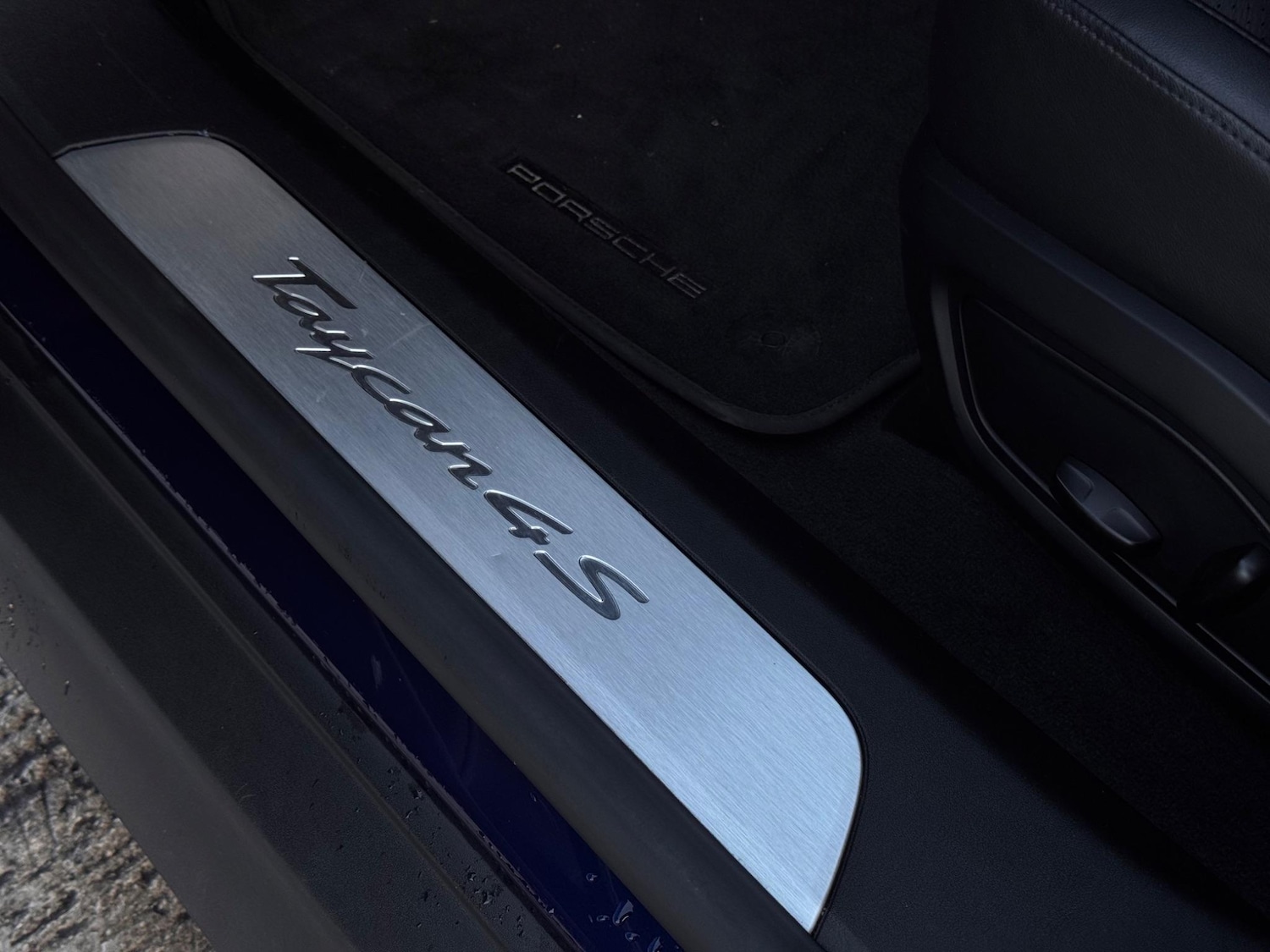 Used Porsche Taycan 2020 for sale - 76561255: Photo 45