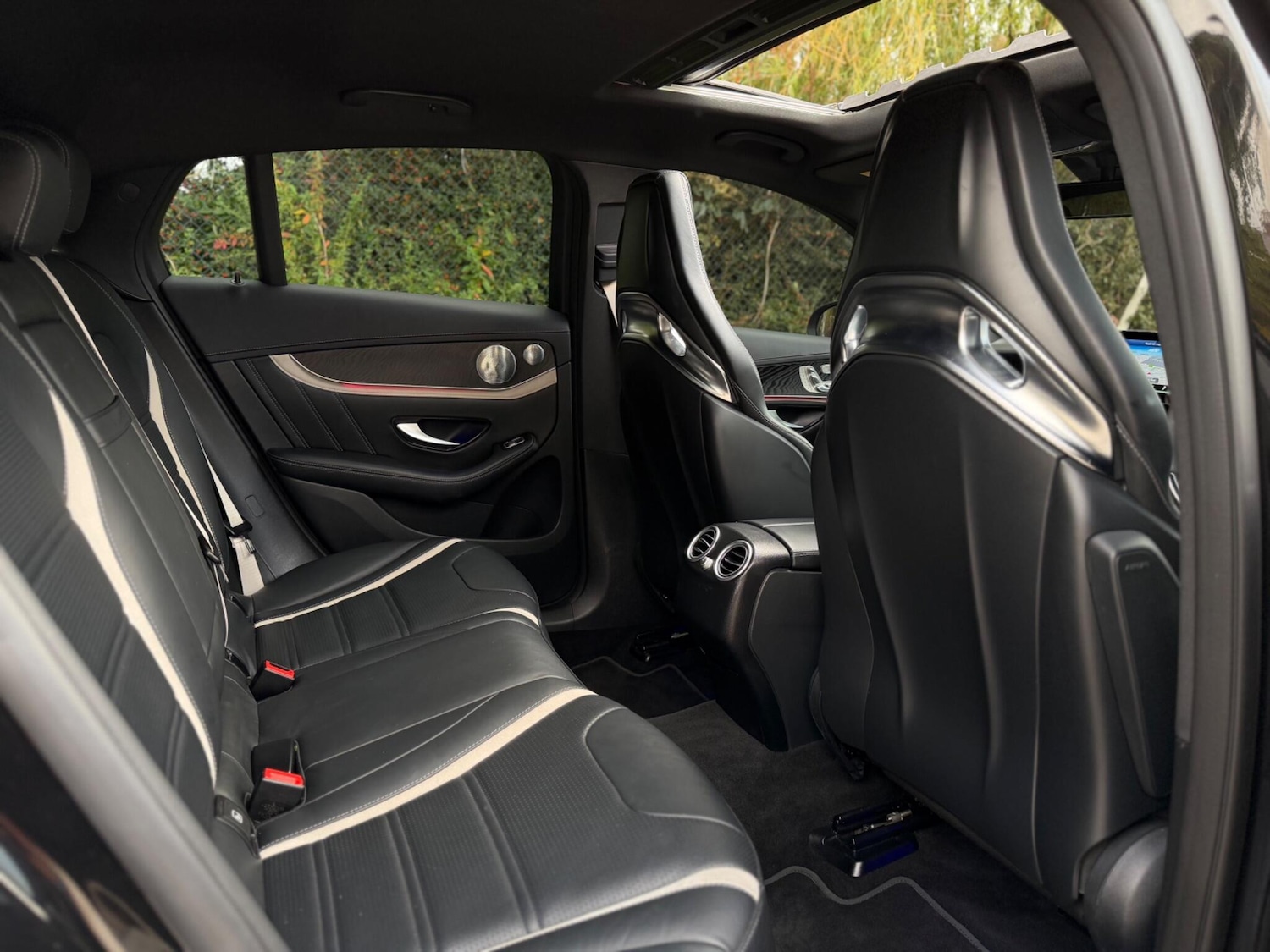 Used Mercedes-Benz GLC 2019 for sale - 76562534: Photo 25