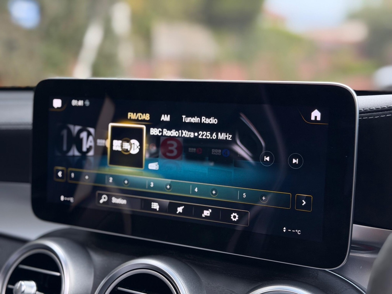 Used Mercedes-Benz GLC 2019 for sale - 76562534: Photo 39