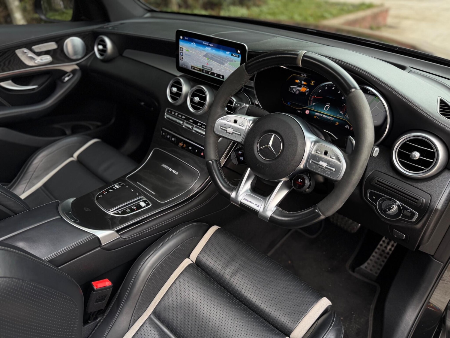 Used Mercedes-Benz GLC 2019 for sale - 76562534: Photo 4