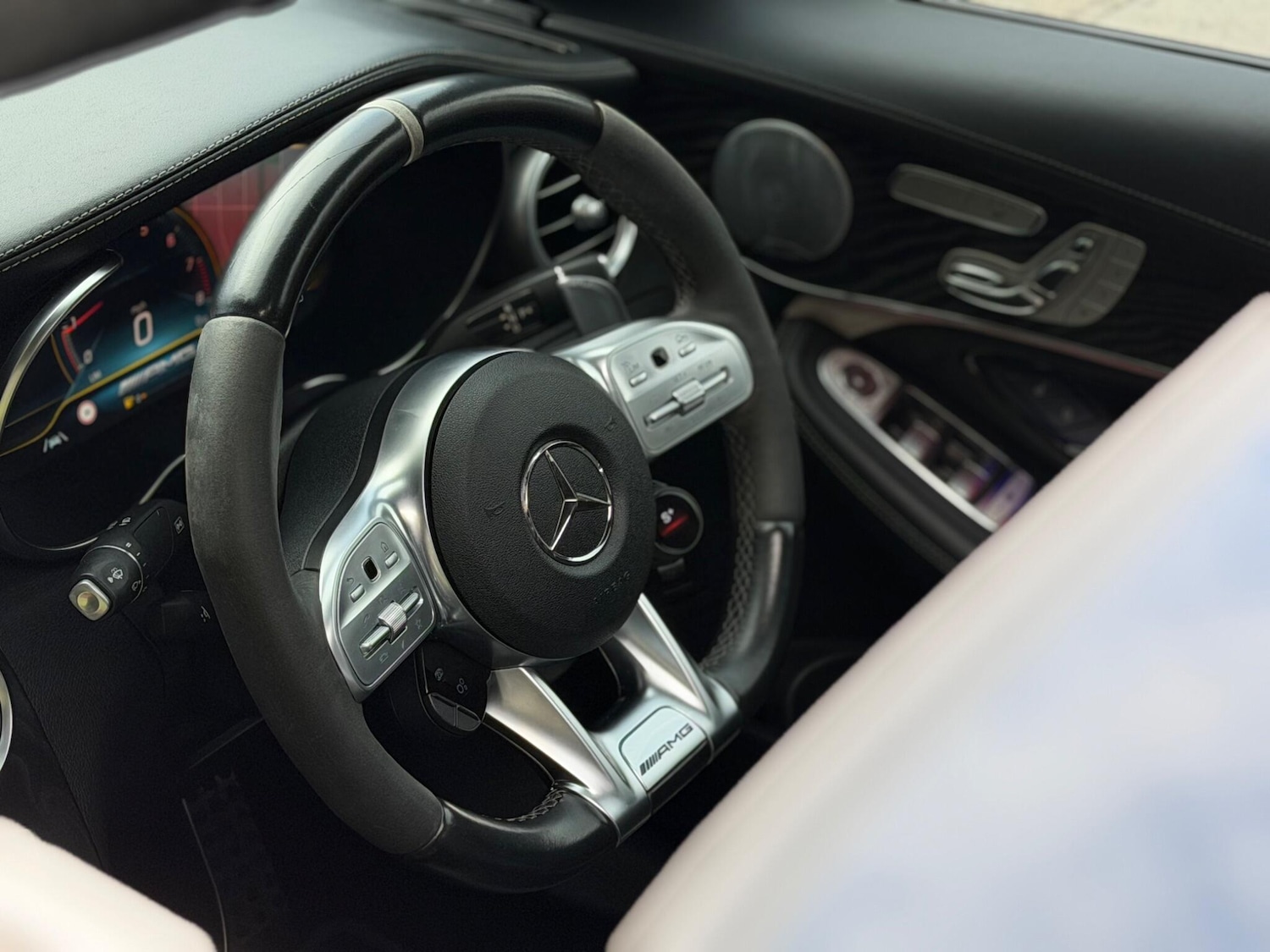 Used Mercedes-Benz GLC 2019 for sale - 76562534: Photo 47