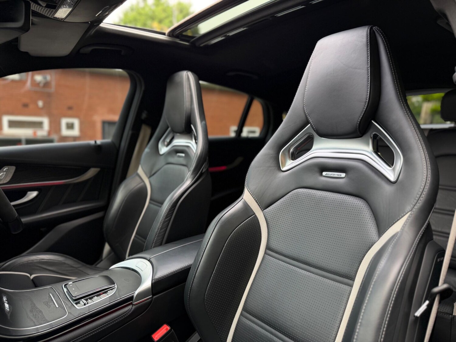 Used Mercedes-Benz GLC 2019 for sale - 76562534: Photo 52