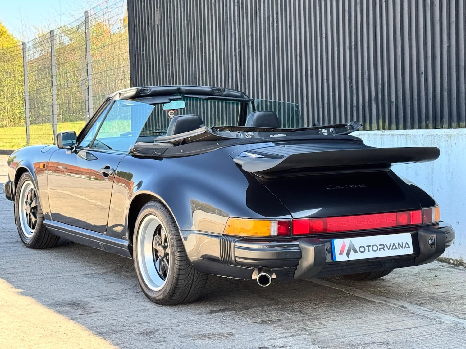 Used Porsche 911 for sale - 76561065: Photo 5