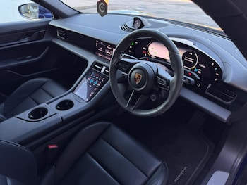 Used Porsche Taycan 2020 for sale - 79553047: Photo