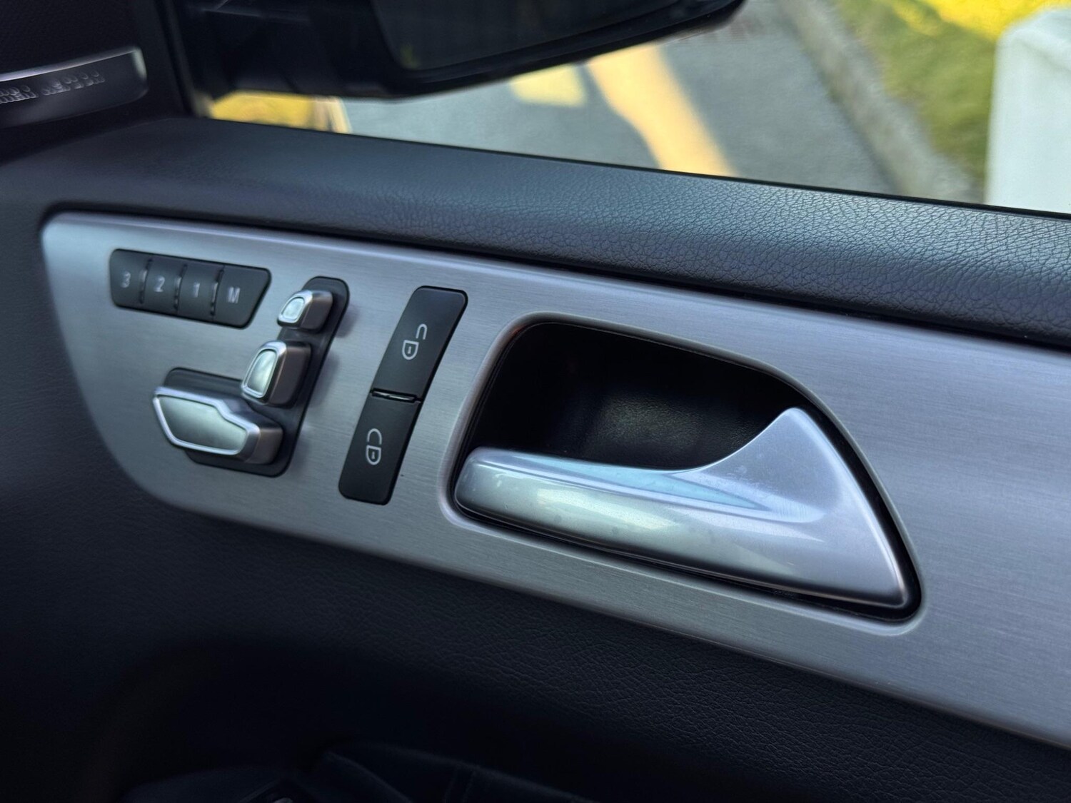 Used Mercedes-Benz GLE 2018 for sale - 76561066: Photo 26