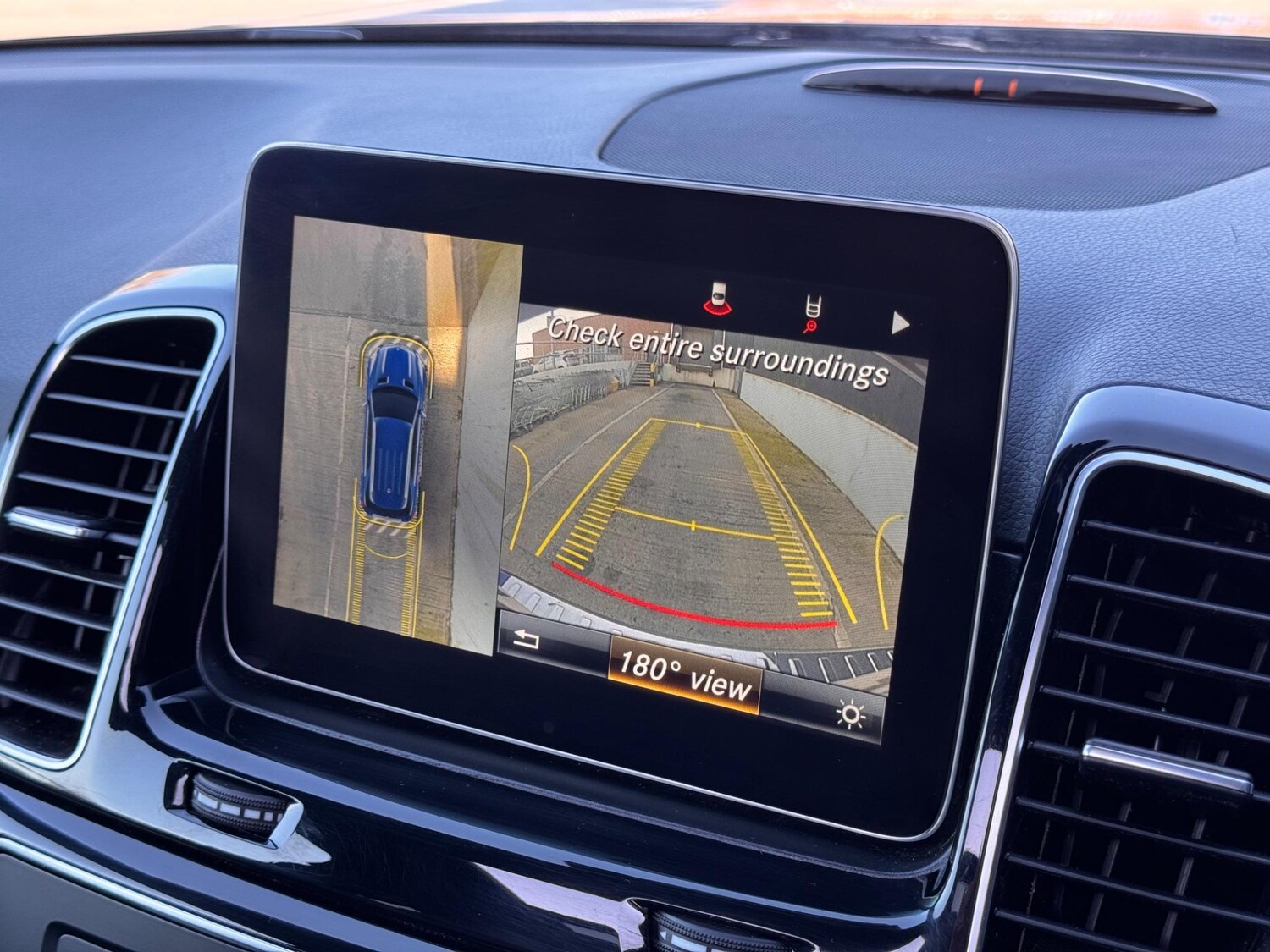 Used Mercedes-Benz GLE 2018 for sale - 76561066: Photo 41