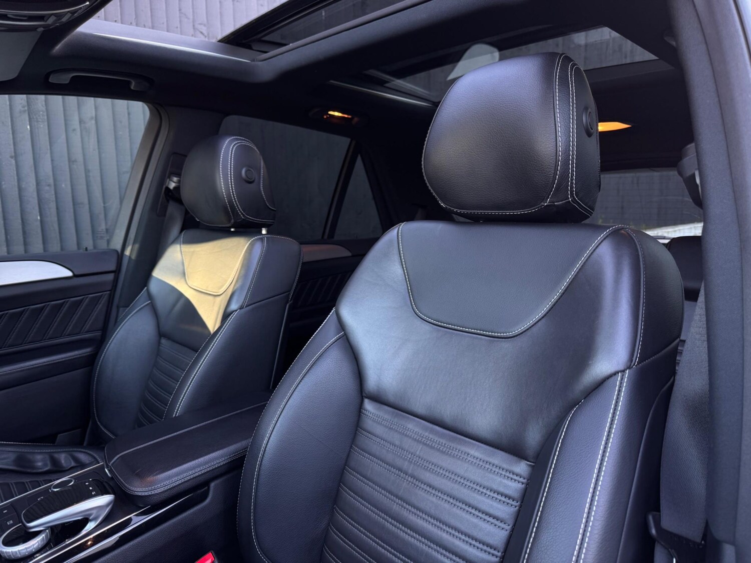 Used Mercedes-Benz GLE 2018 for sale - 76561066: Photo 44