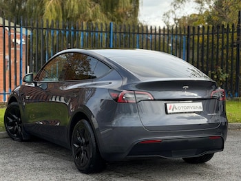 Used Tesla Model Y 2022 for sale - 76561257: Photo