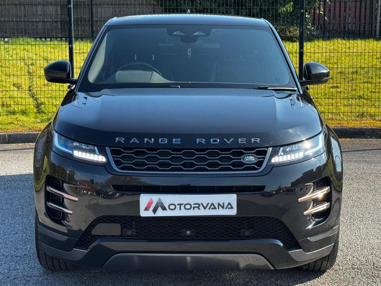 Used Land Rover Range Rover Evoque 2021 for sale - 76561344: Photo 2