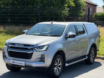 Used Isuzu D-Max 2024 for sale - 79553067: Photo