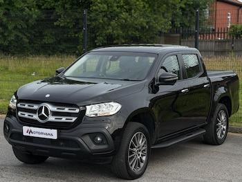 Used Mercedes-Benz X Class 2019 for sale - 79553430: Photo