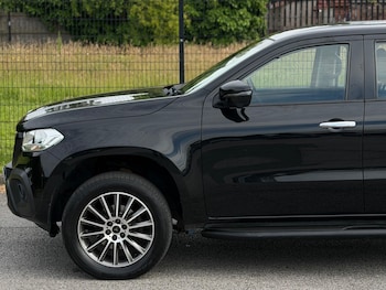 Used Mercedes-Benz X Class 2019 for sale - 79553430: Photo
