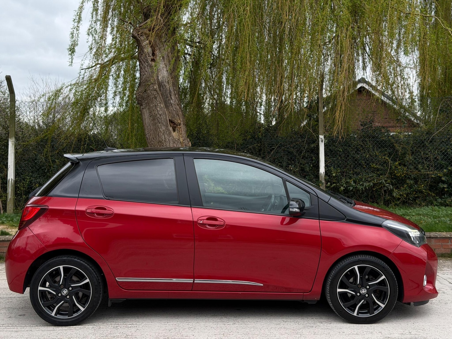 Used Toyota Yaris 2016 for sale - 78100478: Photo 11