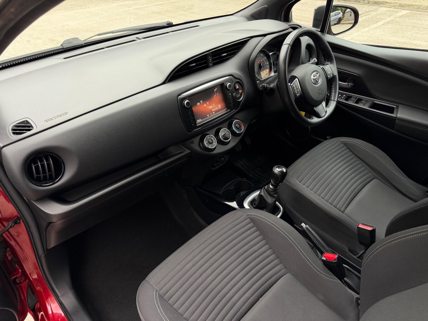 Used Toyota Yaris 2016 for sale - 78100478: Photo 15