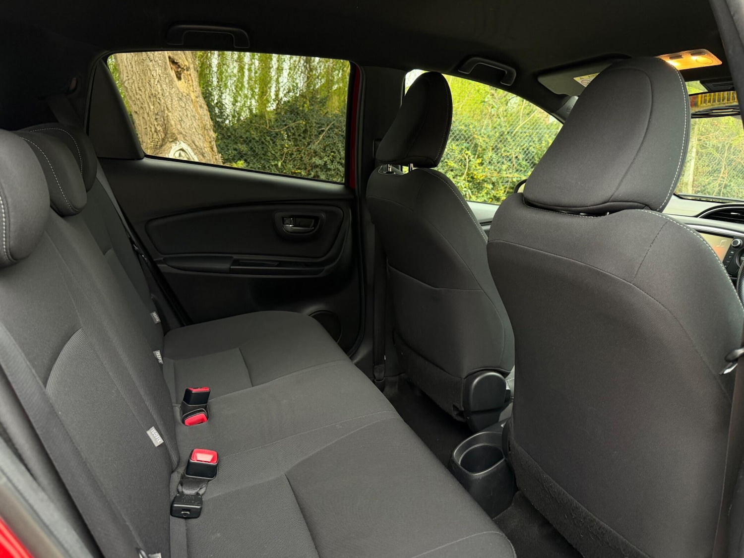 Used Toyota Yaris 2016 for sale - 78100478: Photo 17