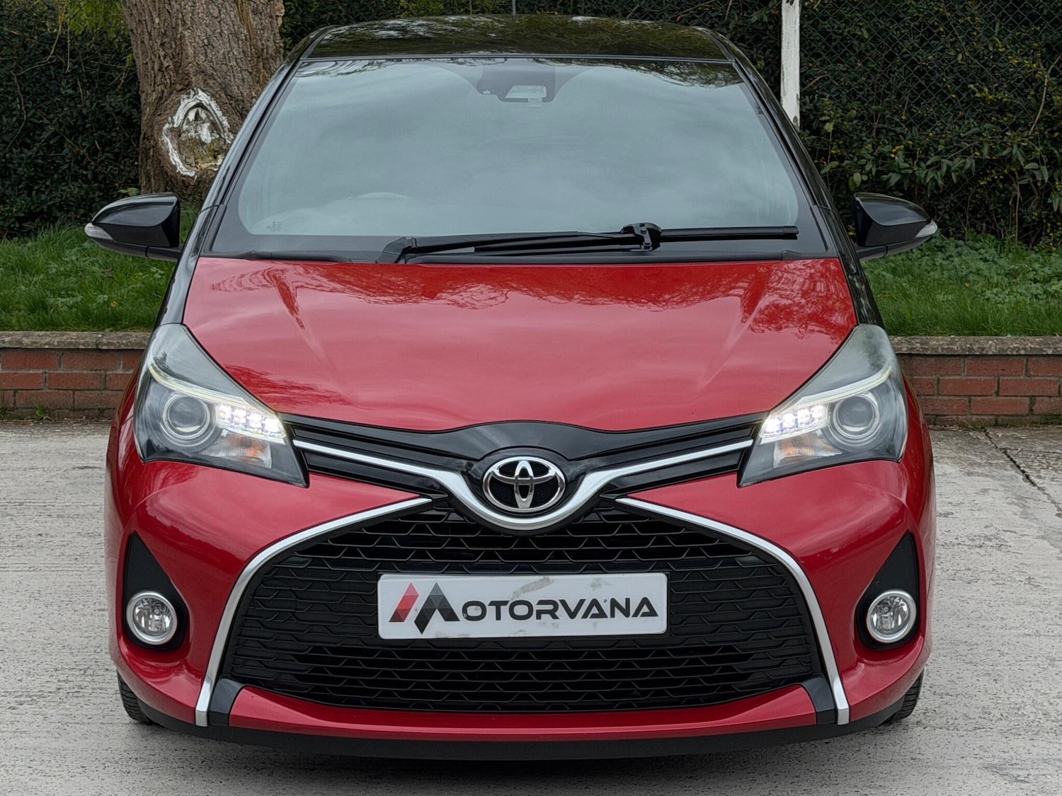 Used Toyota Yaris 2016 for sale - 78100478: Photo 2