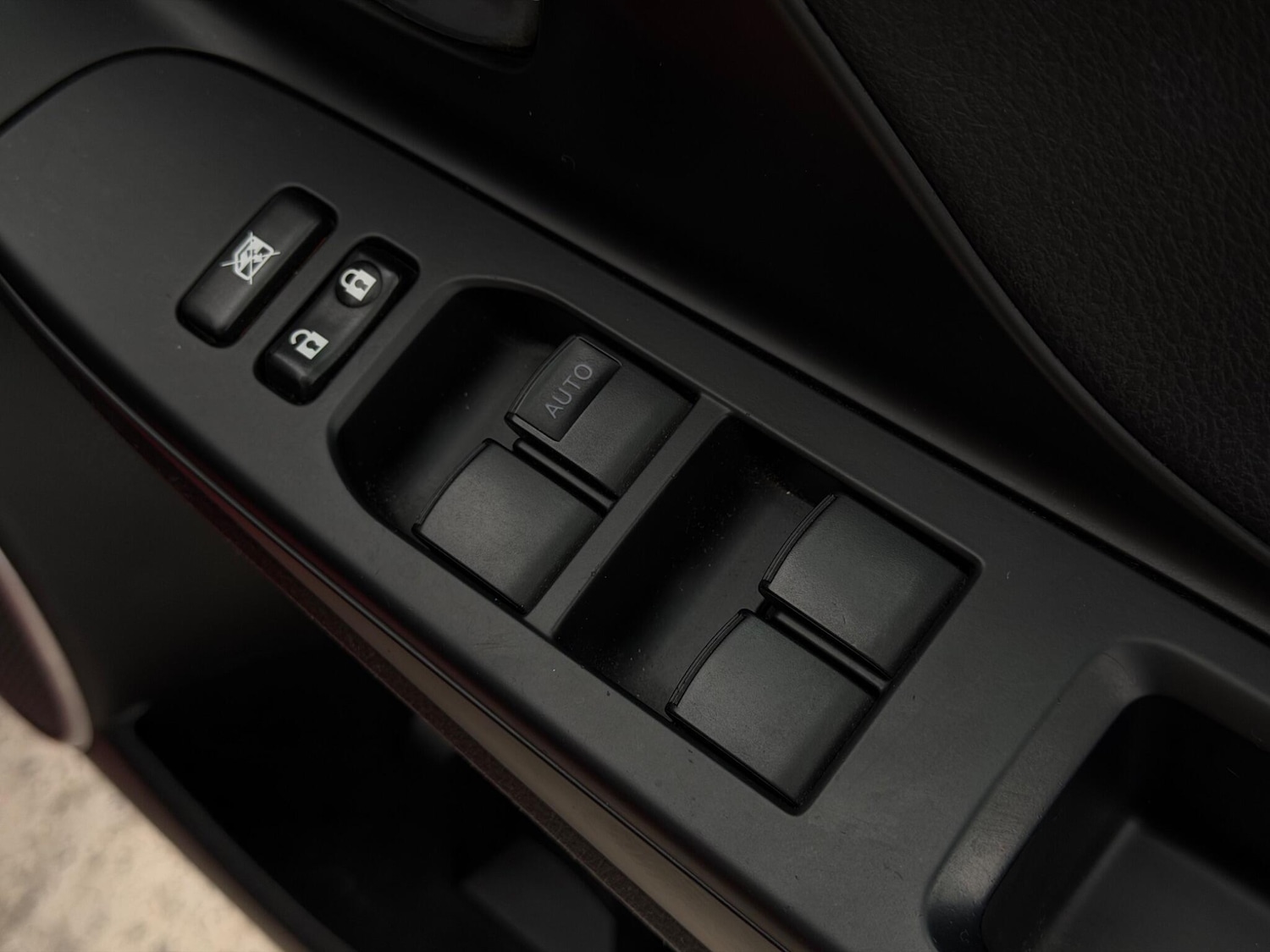 Used Toyota Yaris 2016 for sale - 78100478: Photo 23