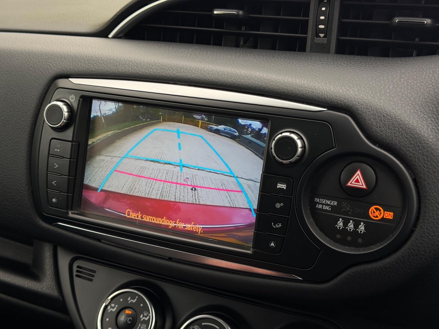 Used Toyota Yaris 2016 for sale - 78100478: Photo 25