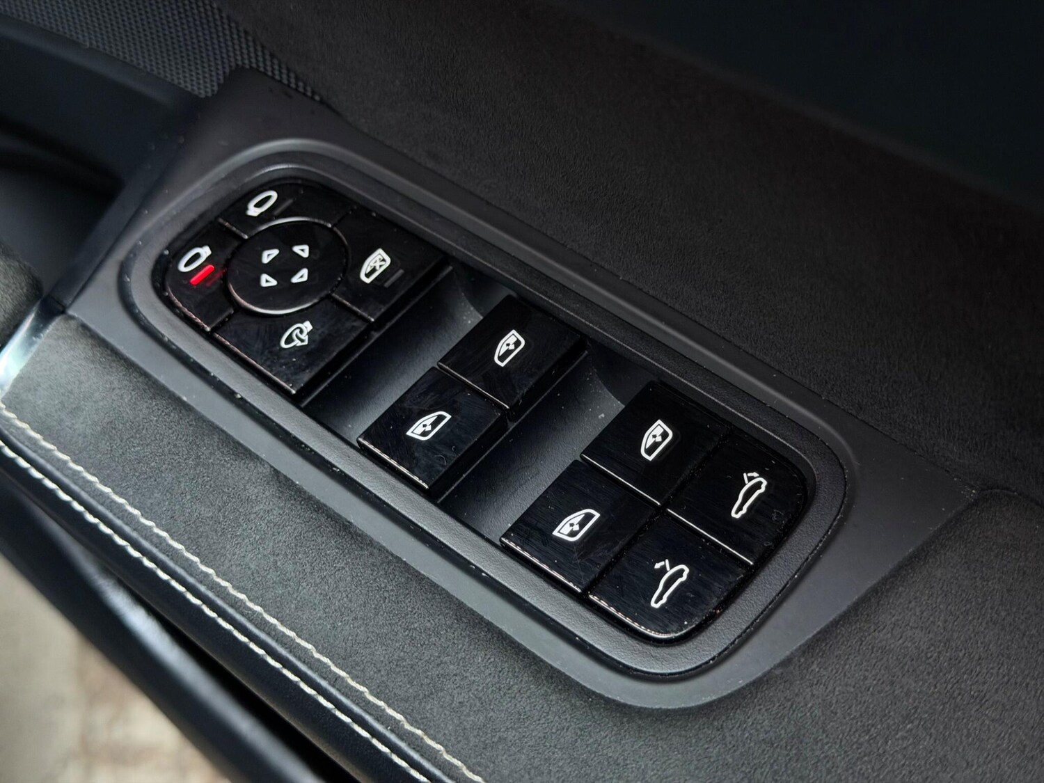 Used Porsche Cayenne 2020 for sale - 77892165: Photo 37