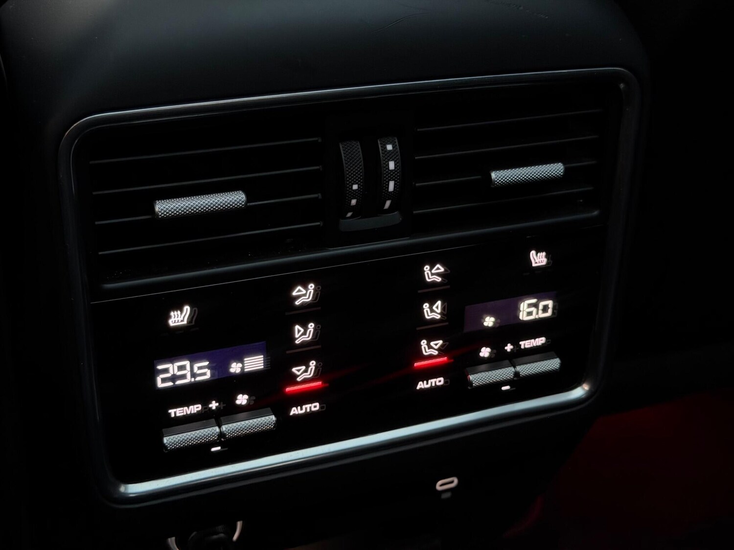 Used Porsche Cayenne 2020 for sale - 77892165: Photo 58