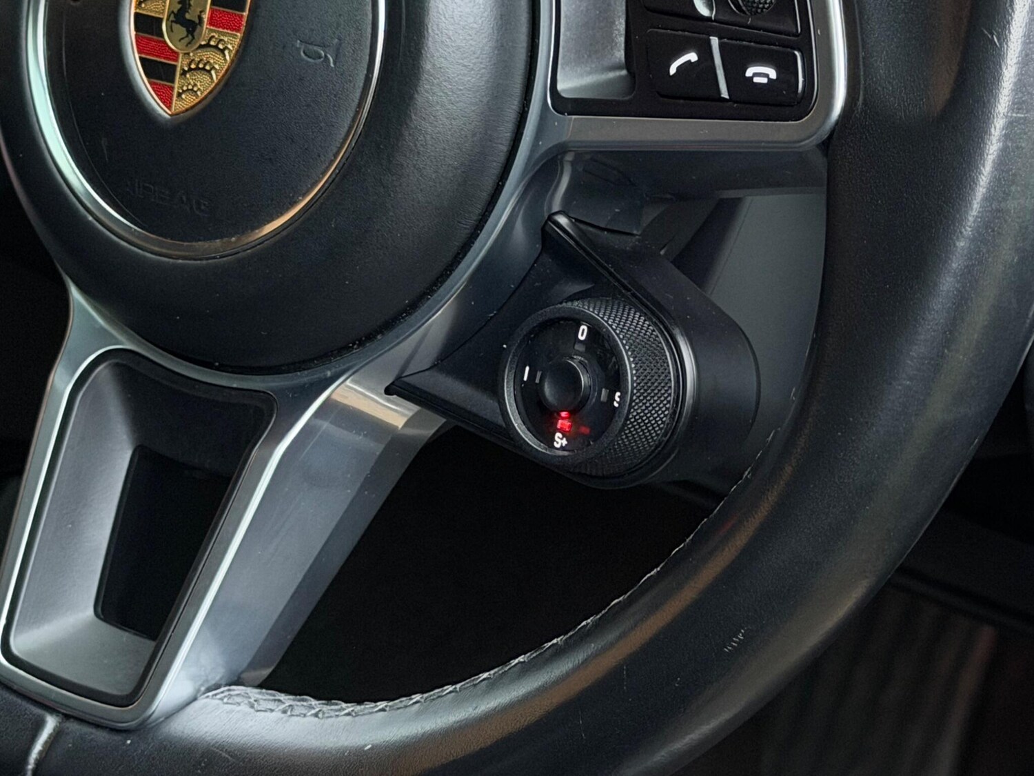 Used Porsche Cayenne 2020 for sale - 77892165: Photo 64