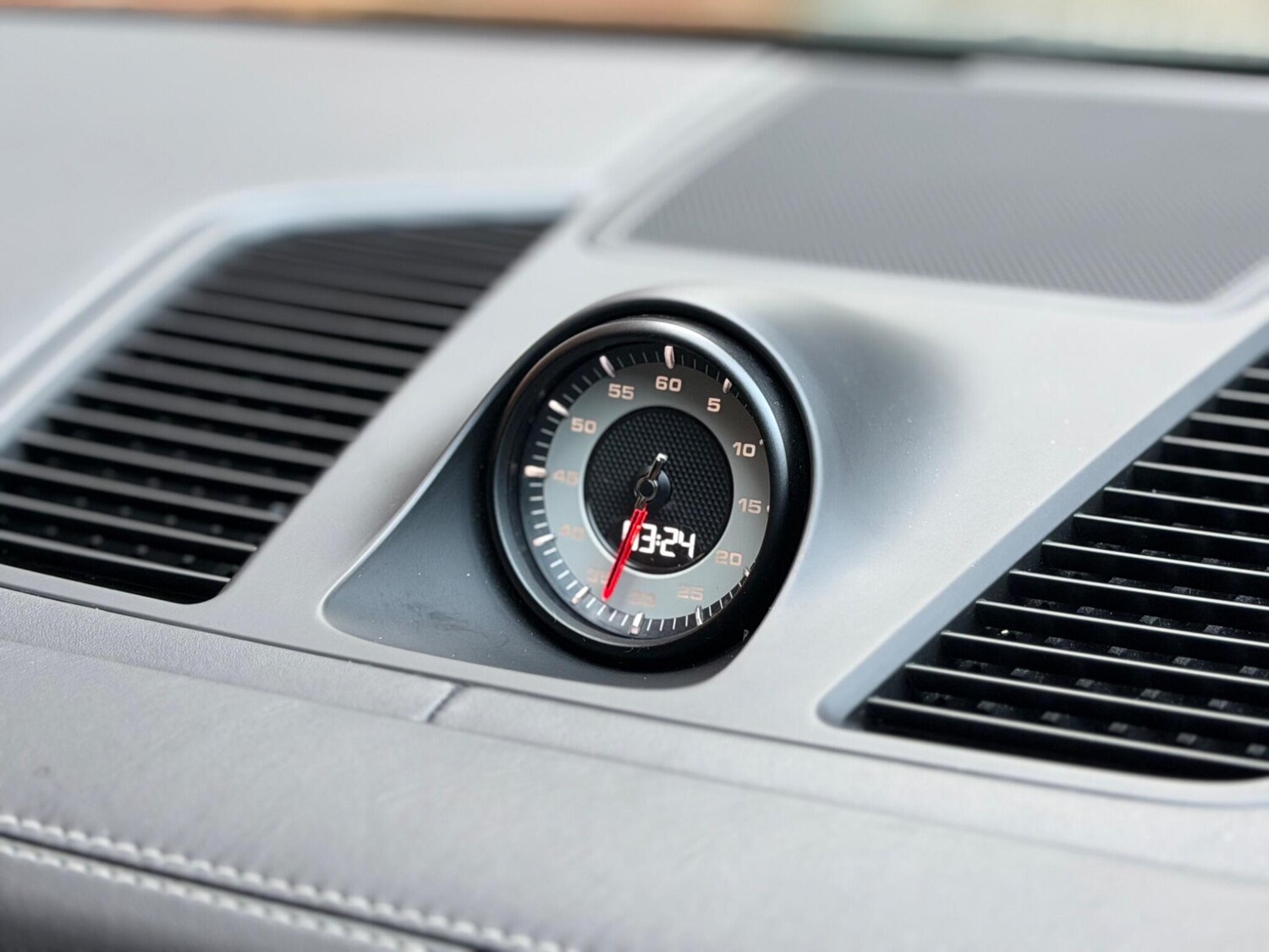 Used Porsche Cayenne 2020 for sale - 77892165: Photo 80