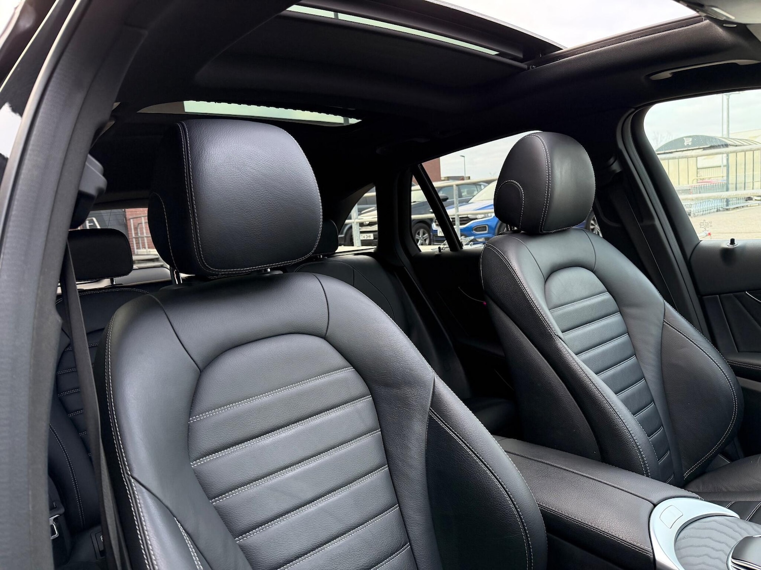 Used Mercedes-Benz GLC 2020 for sale - 77091126: Photo 21