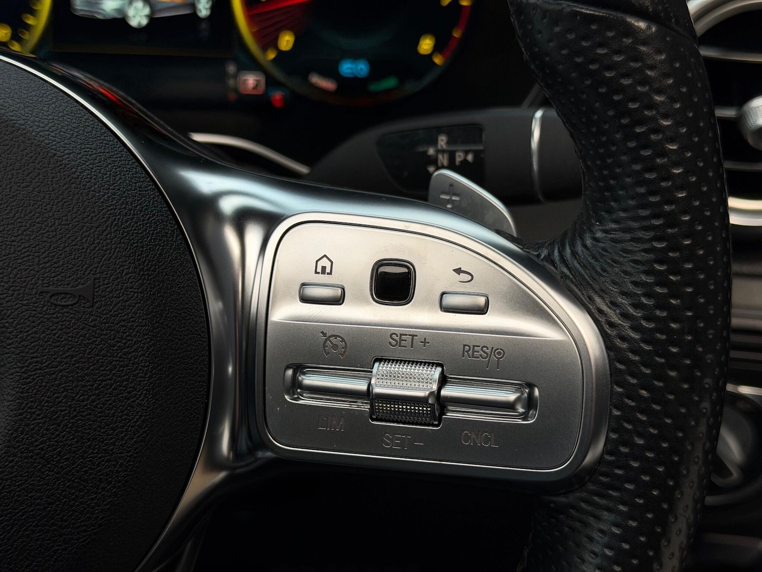 Used Mercedes-Benz GLC 2020 for sale - 77091126: Photo 26