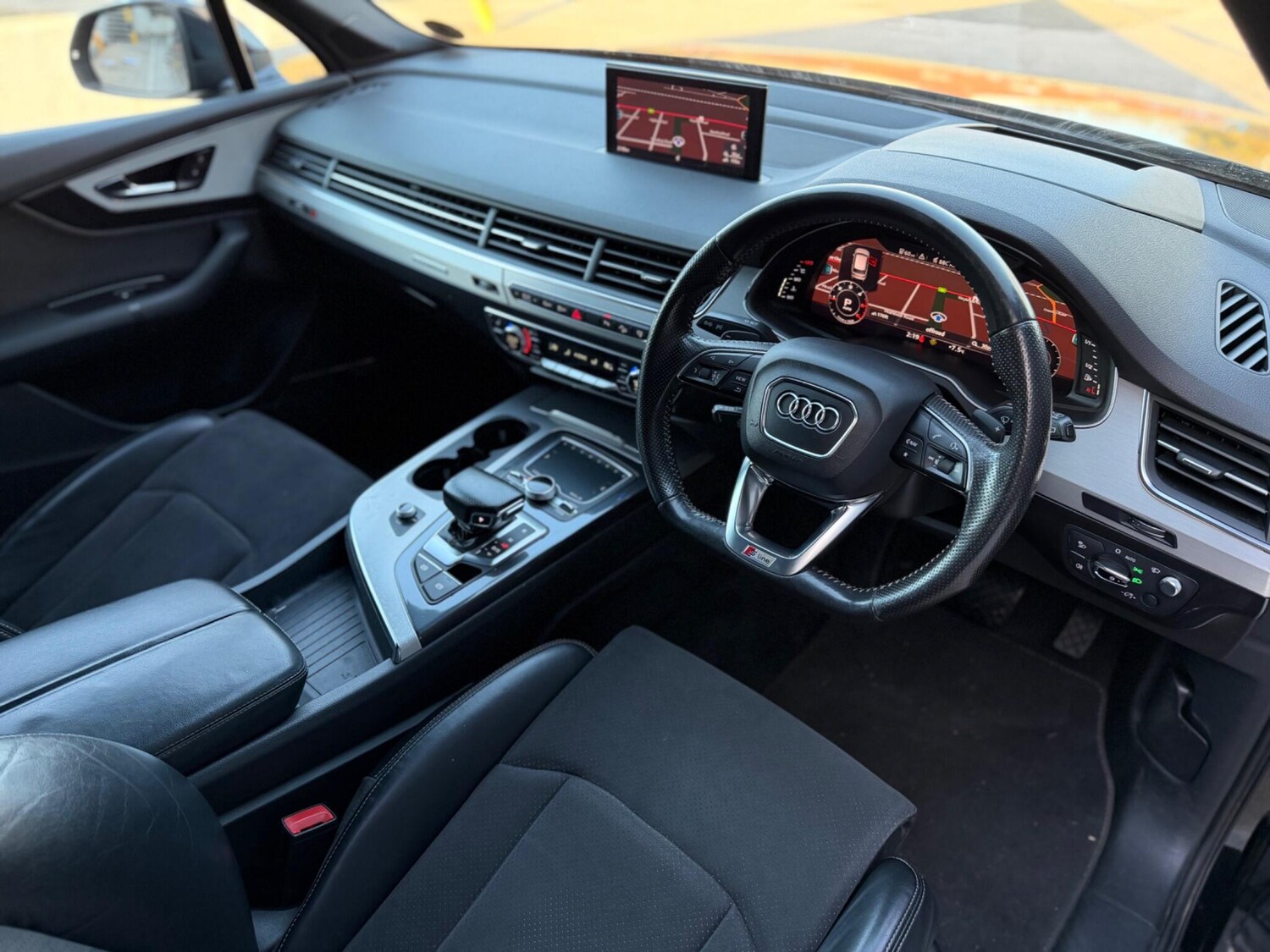 Used Audi Q7 2015 for sale - 76608251: Photo 14