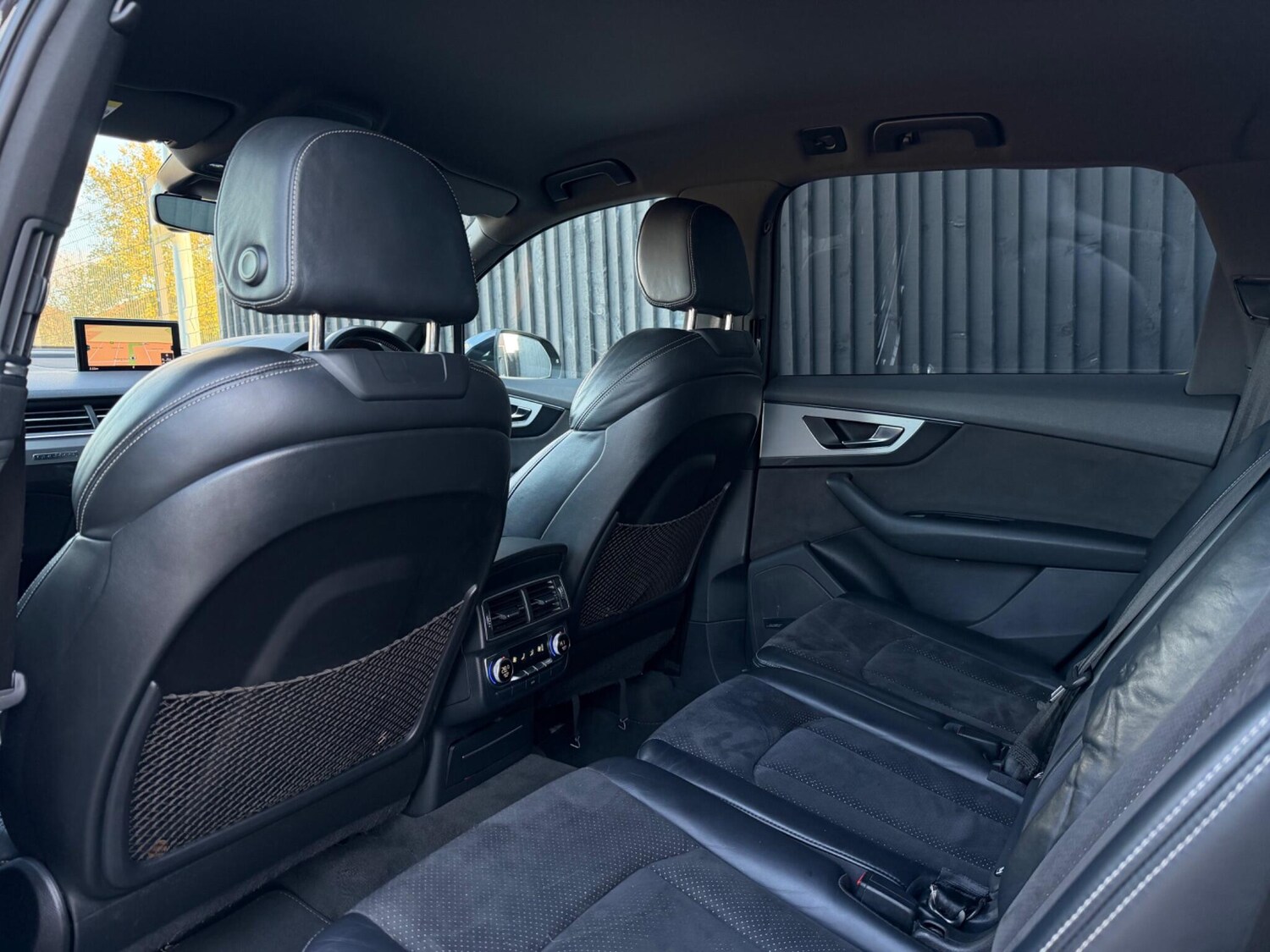 Used Audi Q7 2015 for sale - 76608251: Photo 19