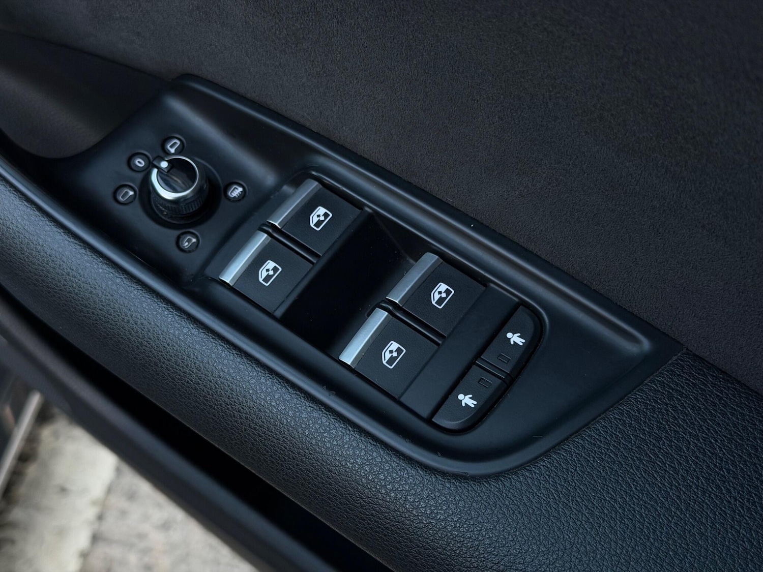 Used Audi Q7 2015 for sale - 76608251: Photo 28