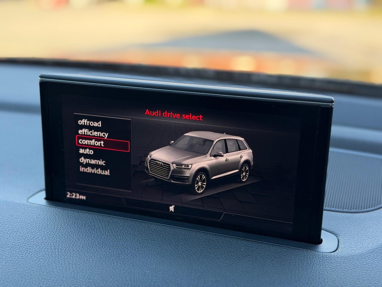 Used Audi Q7 2015 for sale - 76608251: Photo 35