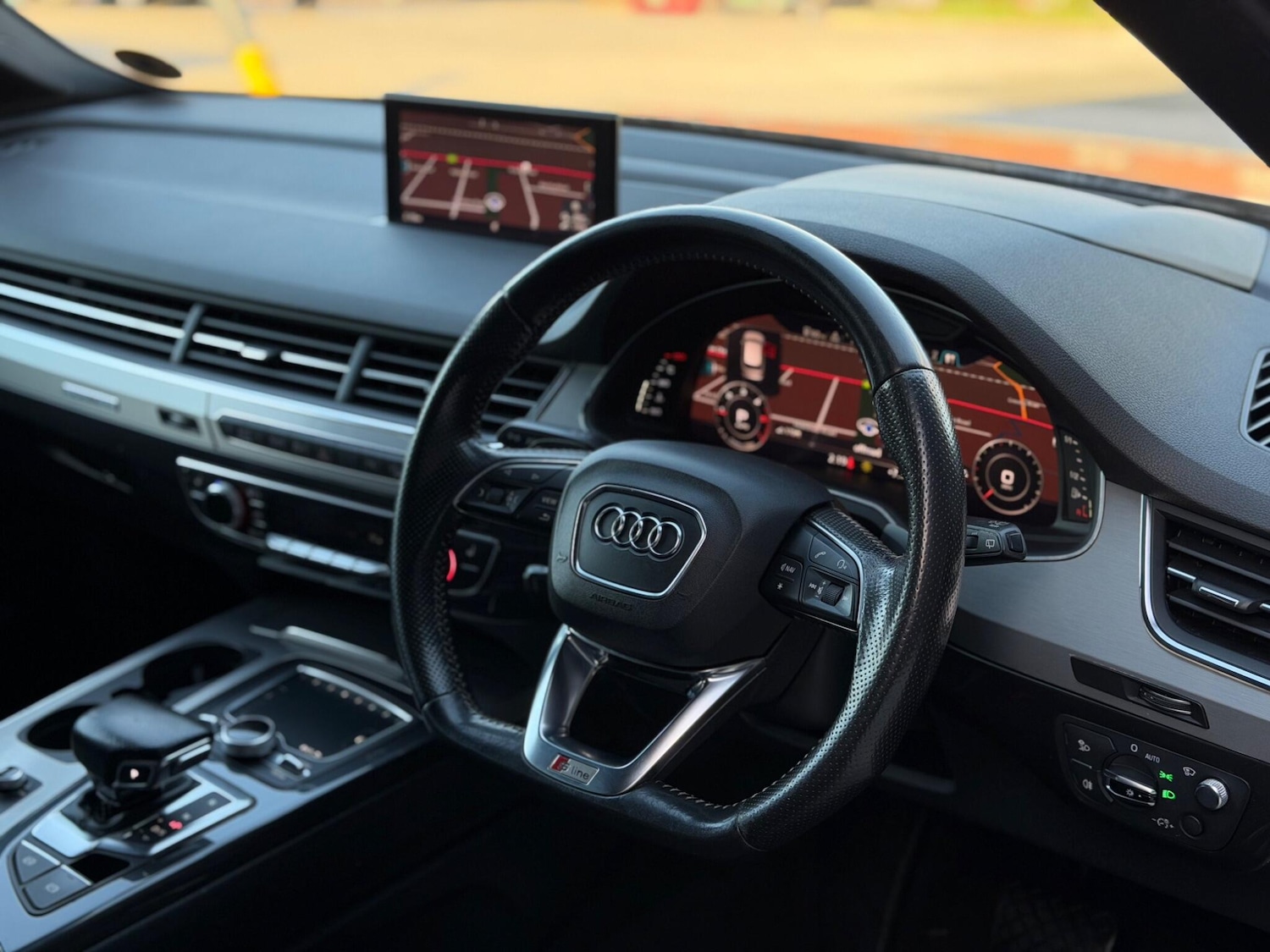 Used Audi Q7 2015 for sale - 76608251: Photo 41