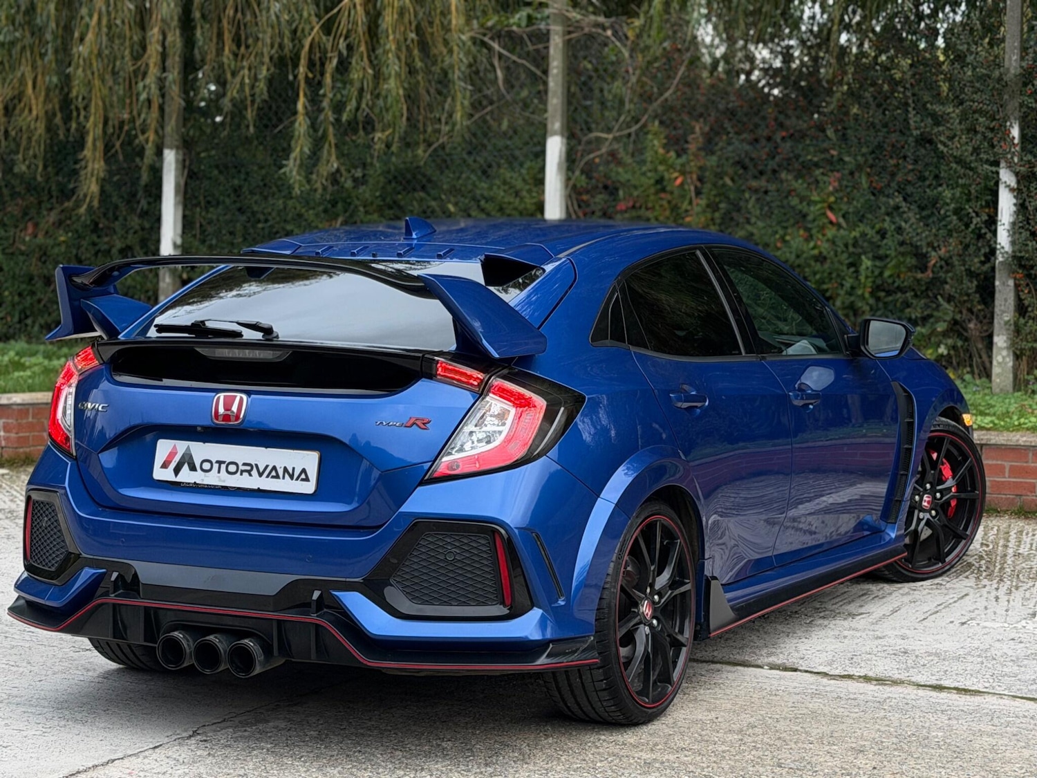 Used Nissan GT-R 2018 for sale - 76561822: Photo 10