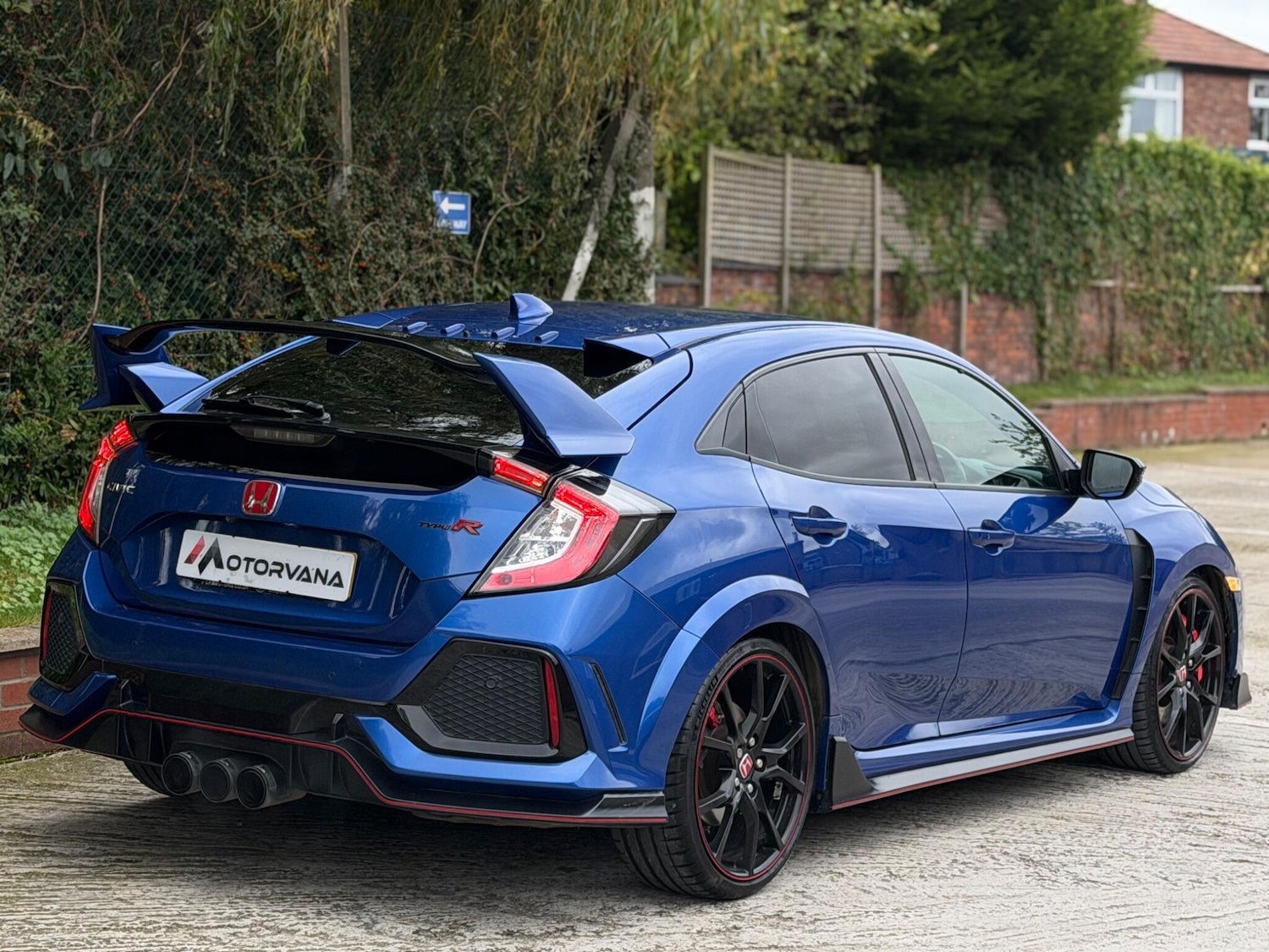 Used Nissan GT-R 2018 for sale - 76561822: Photo 16