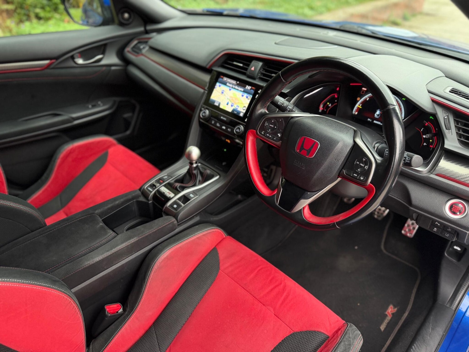 Used Nissan GT-R 2018 for sale - 76561822: Photo 17