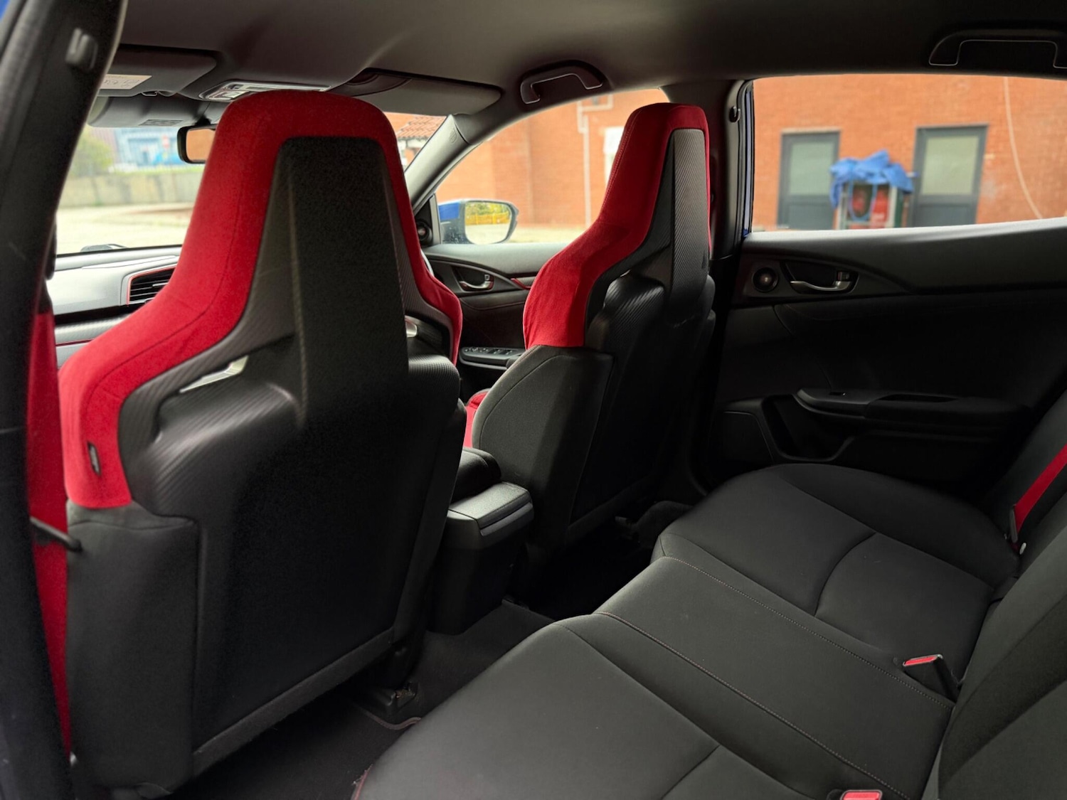 Used Nissan GT-R 2018 for sale - 76561822: Photo 25