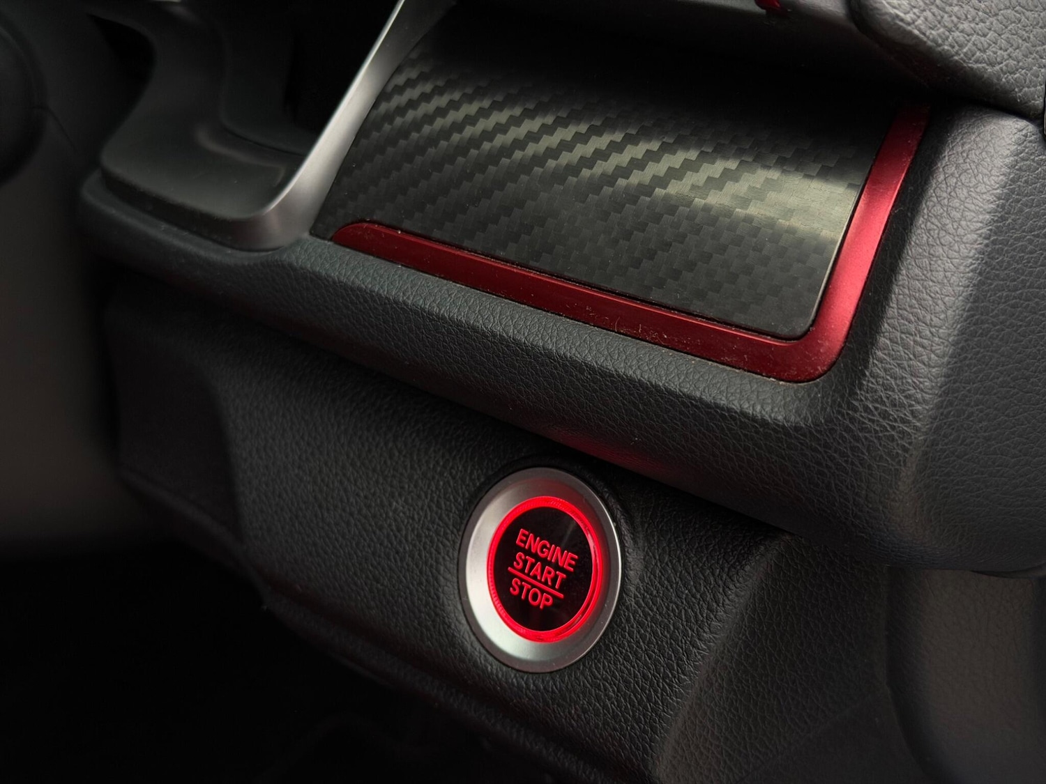 Used Nissan GT-R 2018 for sale - 76561822: Photo 27