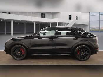 Used Porsche Cayenne 2020 for sale - 77305374: Photo