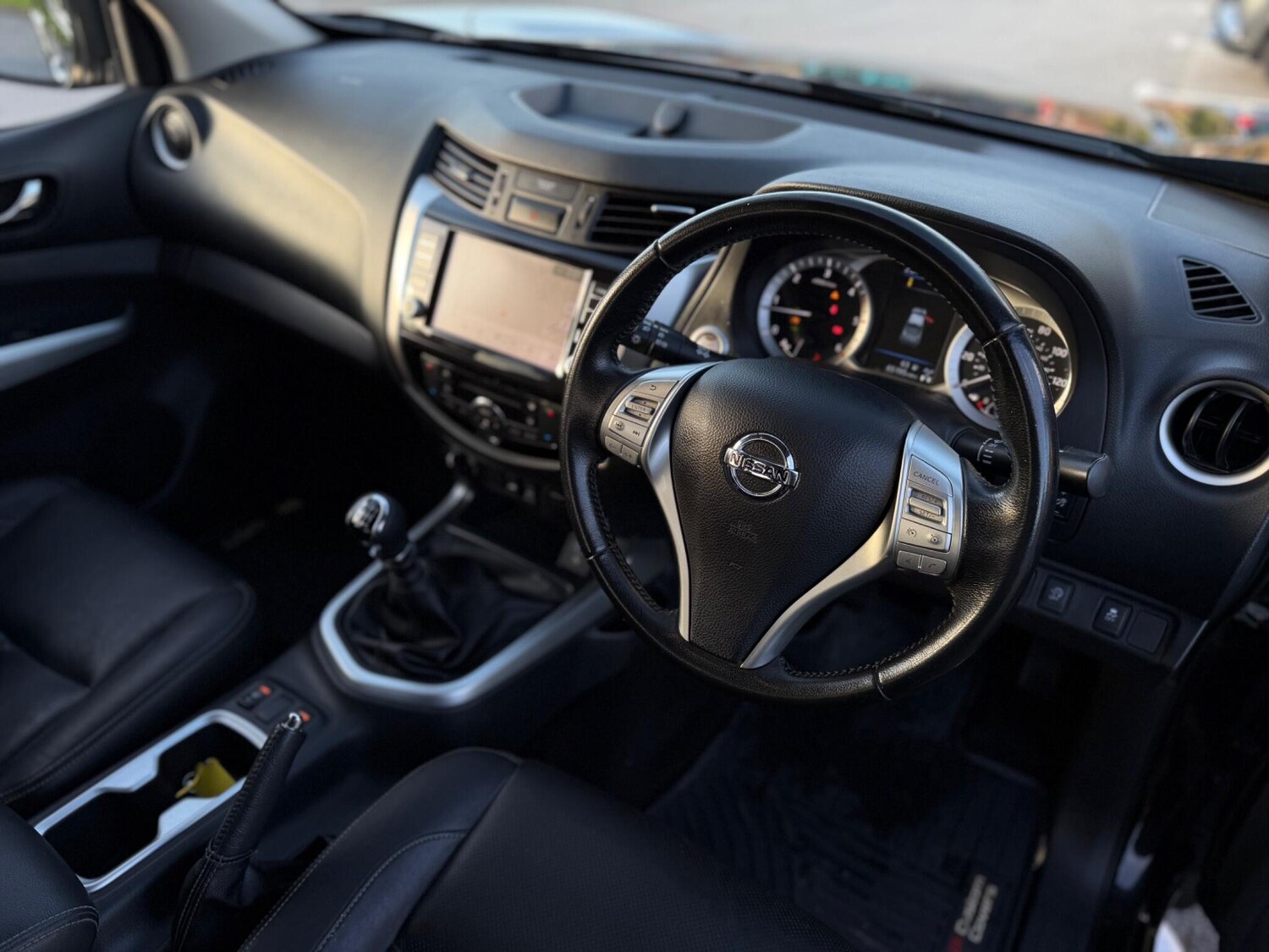 Used Nissan Navara 2020 for sale - 76607733: Photo 35