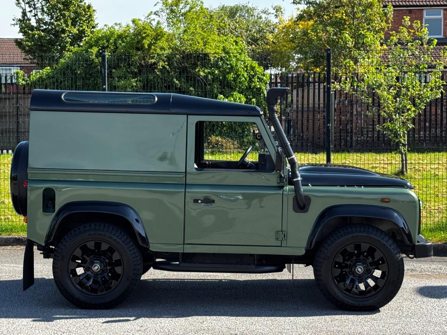 Used Land Rover Defender 2005 for sale - 76991903: Photo 18