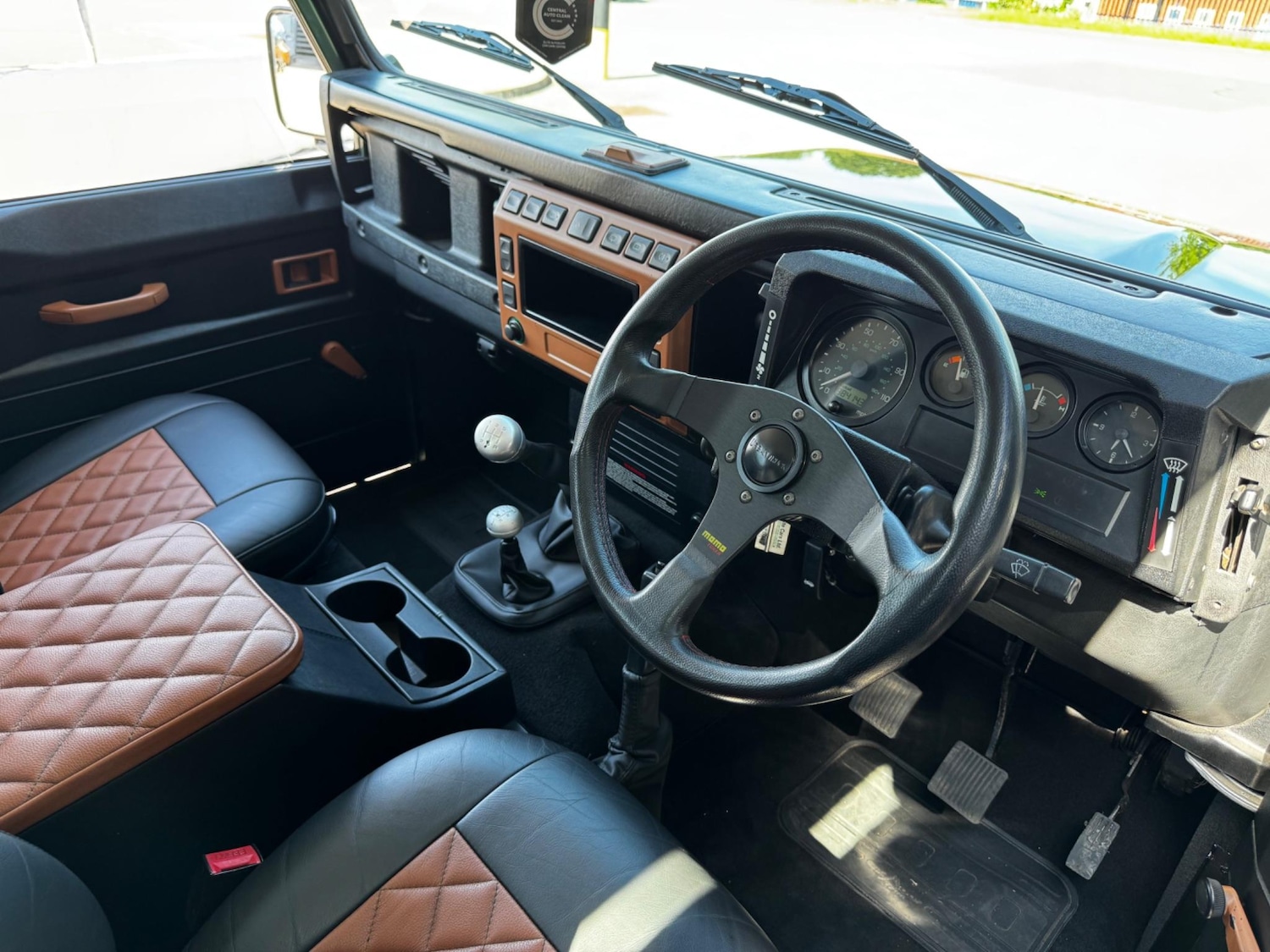 Used Land Rover Defender 2005 for sale - 76991903: Photo 25