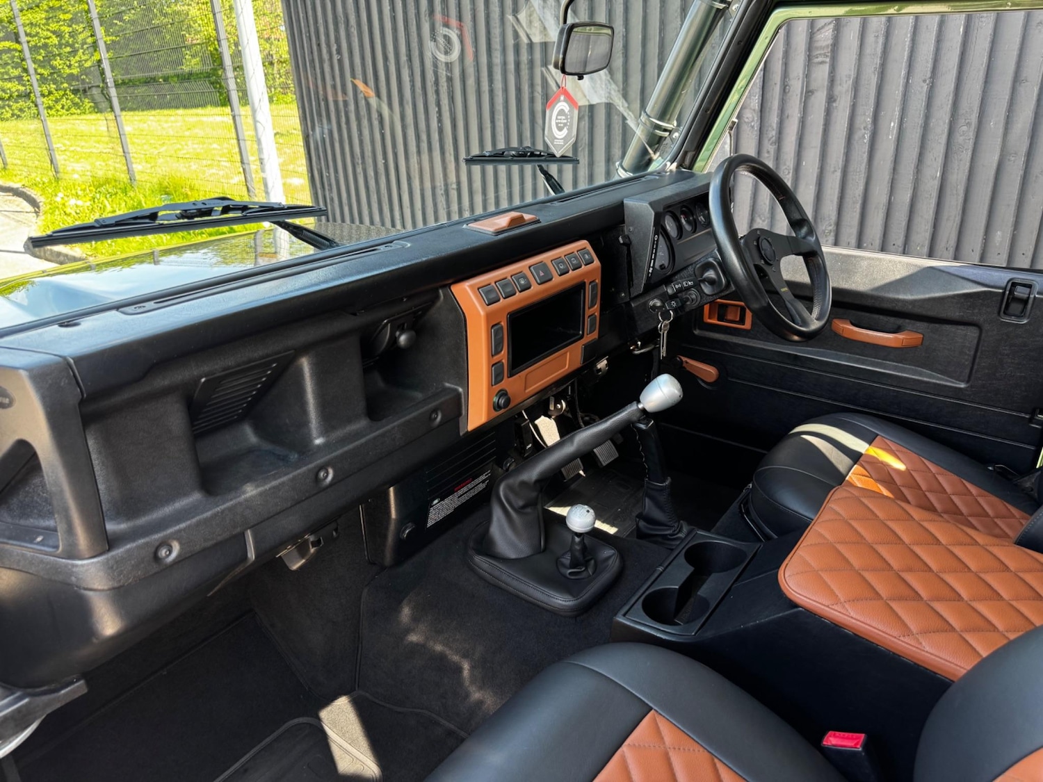 Used Land Rover Defender 2005 for sale - 76991903: Photo 27