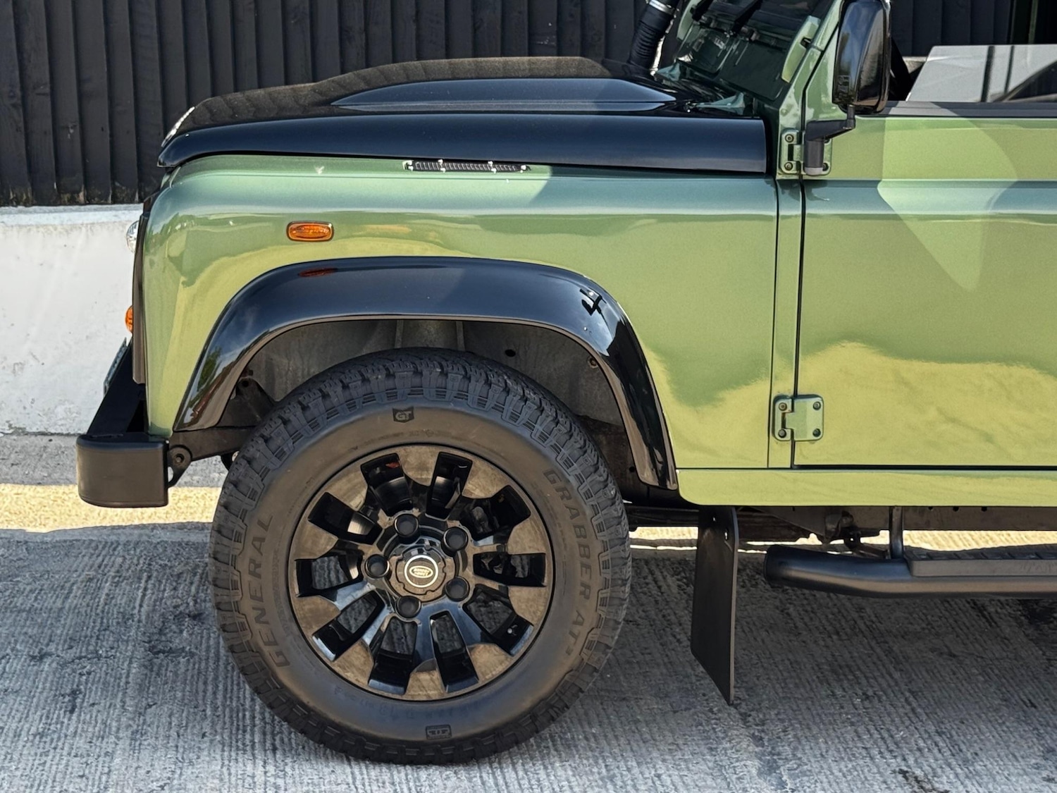 Used Land Rover Defender 2005 for sale - 76991903: Photo 29