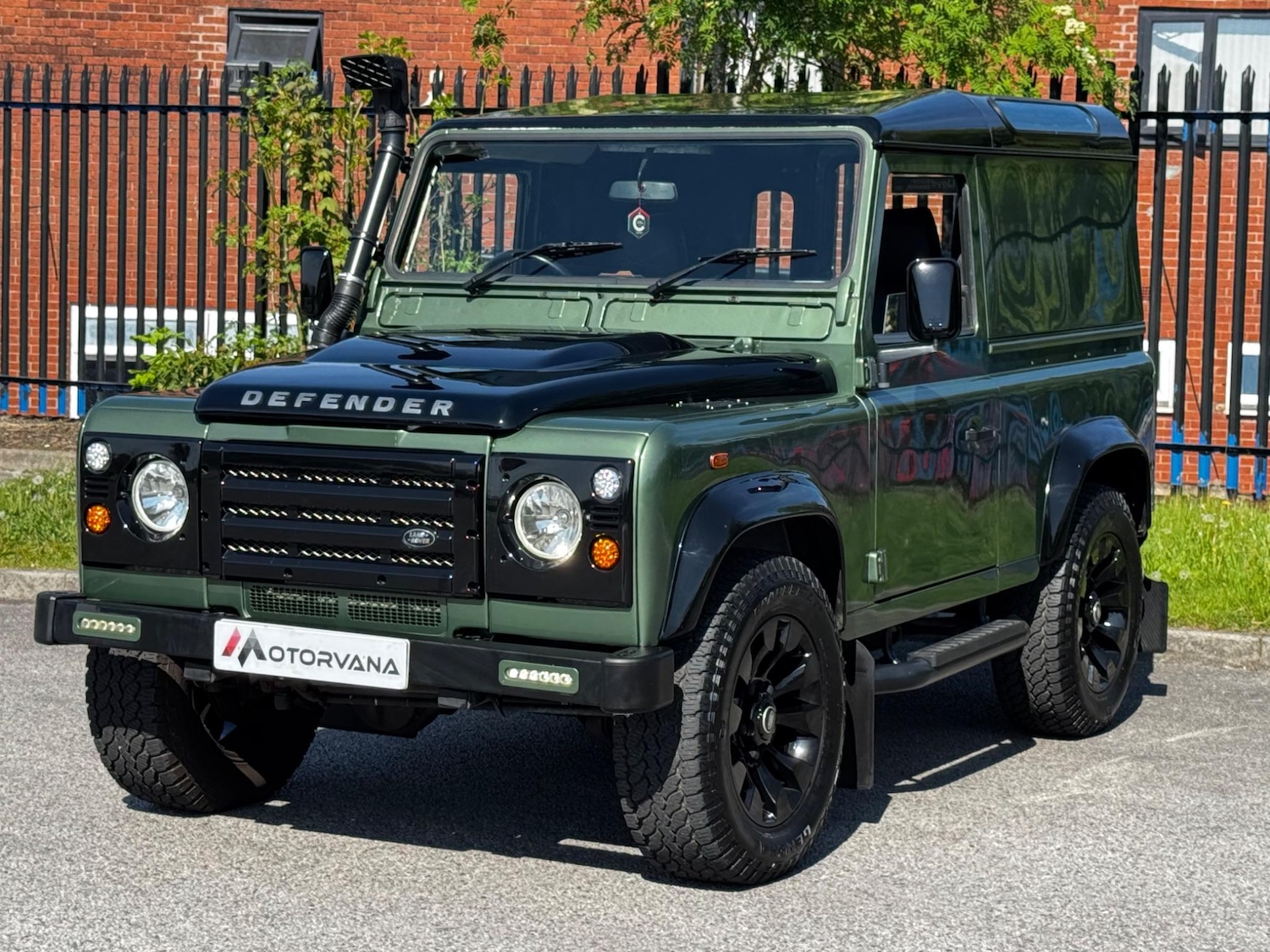 Used Land Rover Defender 2005 for sale - 76991903: Photo 3
