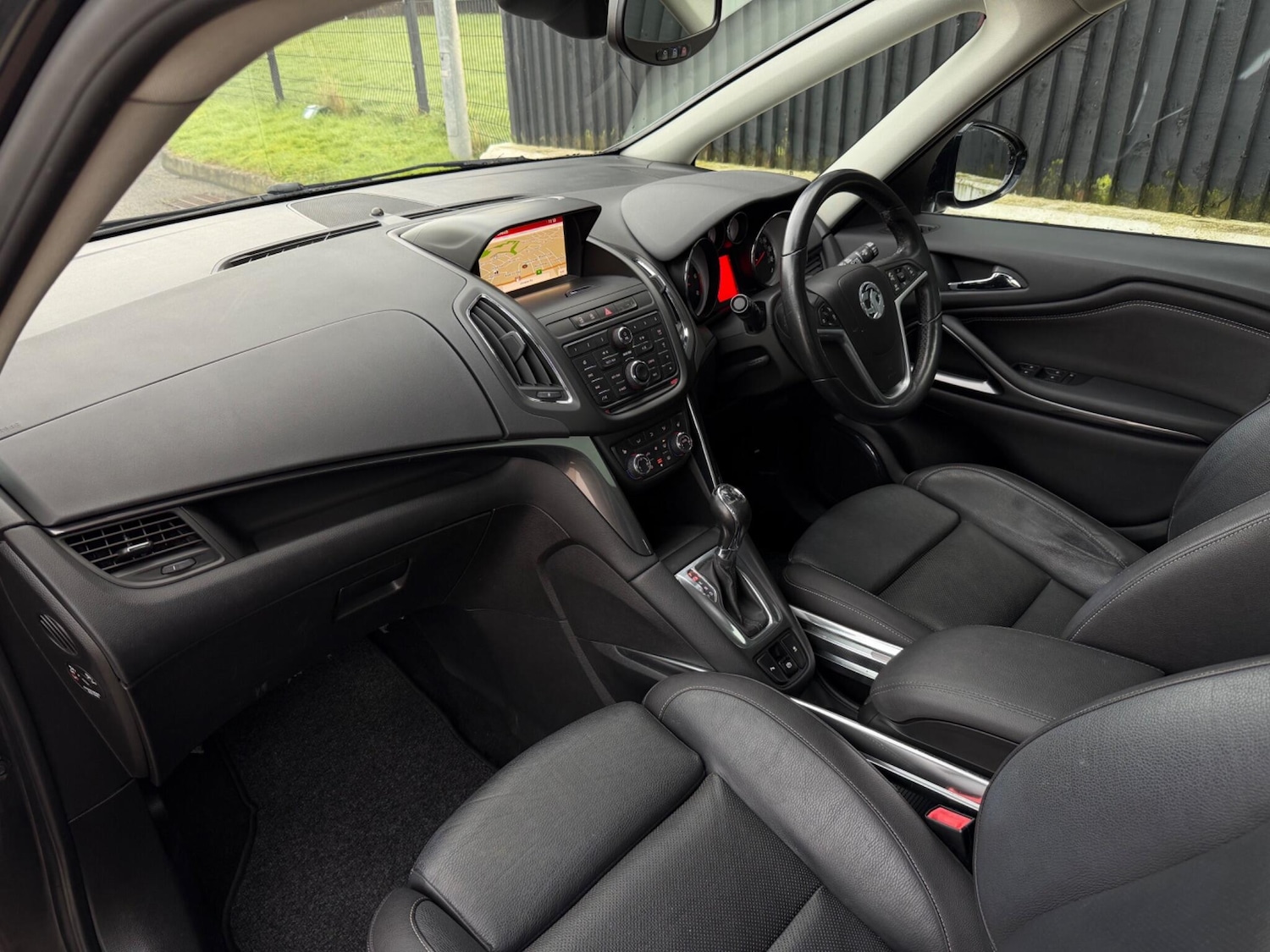 Used Vauxhall Zafira 2016 for sale - 76991518: Photo 16